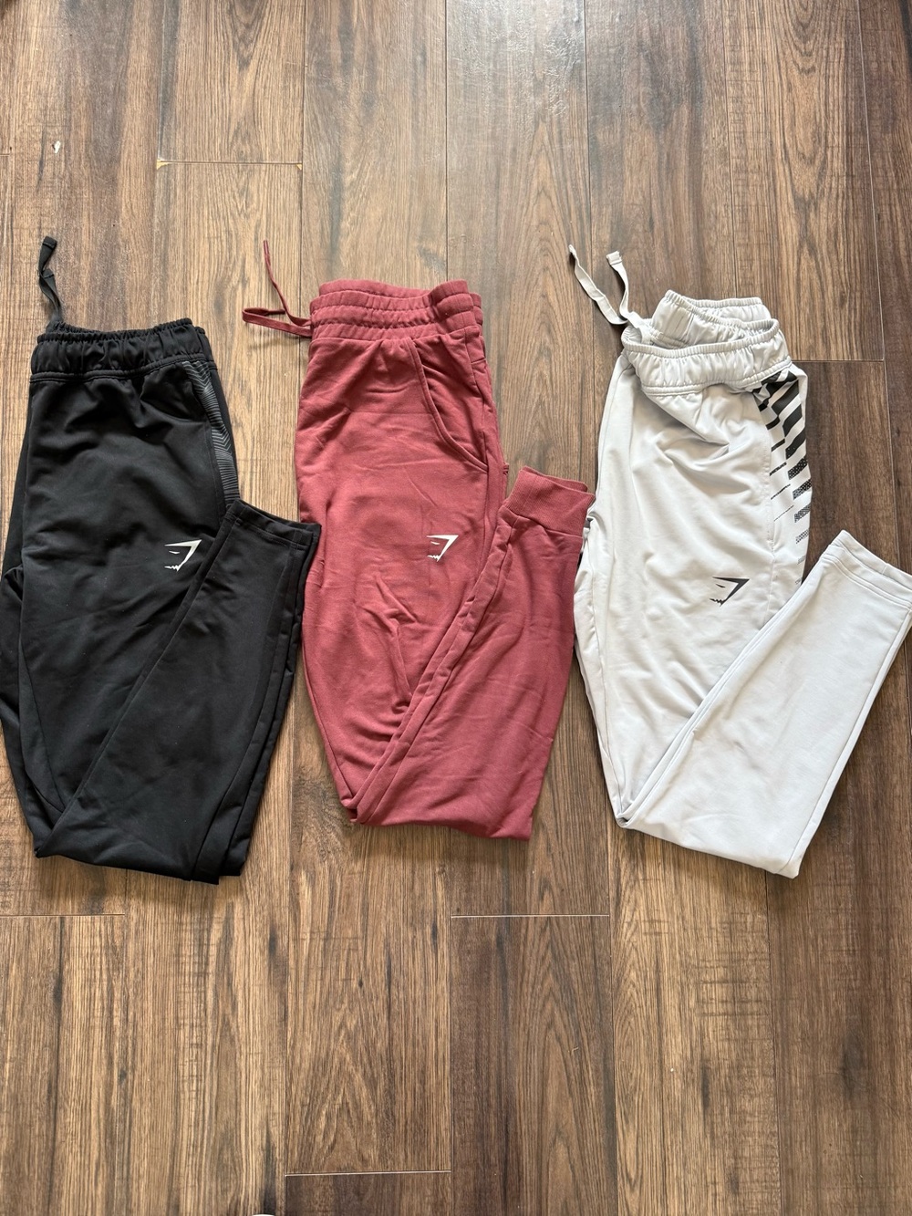 Bundle Gymshark Men's Joggers Trio — Black, Red, Light Gray